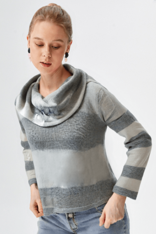 Striped Cat Pullover with Shawl Collar – 30%, Wool 15%, Mohair 55 % & Polyamide.